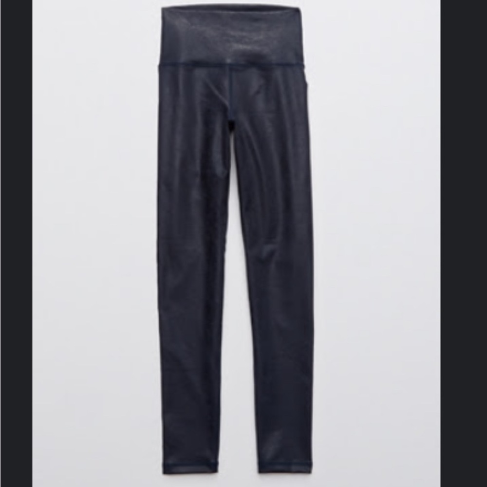 Aerie OFFLINE THE HUGGER HIGH WAISTED CRACKLE LEGGING.